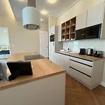 Διαμέρισμα Downtown Superior Bestern *