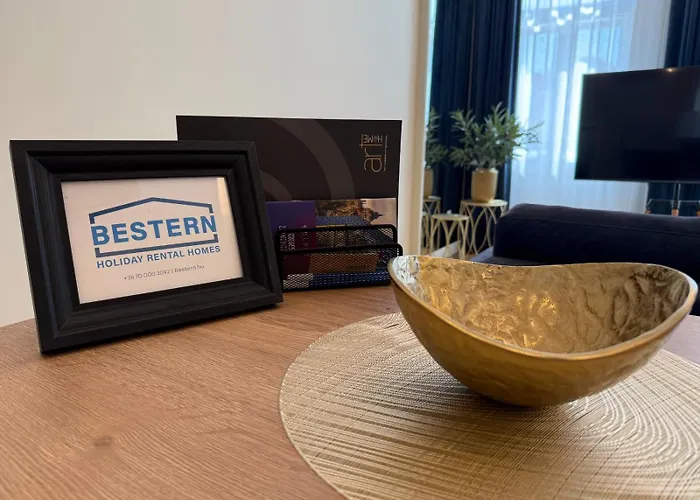 Downtown Superior Bestern Апартаменты Сегед